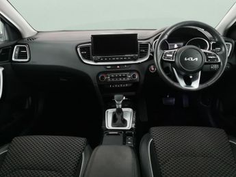 Kia Xceed 1.5 T-GDi 3 DCT (158 bhp) - HEATED STEERING - LANE DEPARTURE  - 