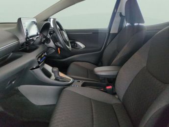 Toyota Yaris 1.5 VVT-h Icon E-CVT (116 ps) - LANE DEPARTURE  - BLUETOOTH - DR