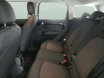 Mini Countryman 1.5 10kWh Cooper SE Classic Plug-in ALL4 (222 ps) - LED - NAV