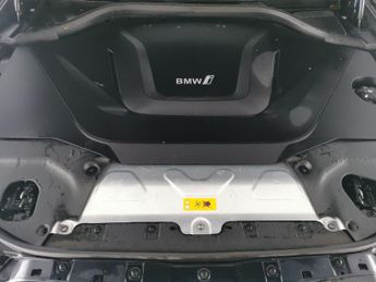 BMW iX3 80kWh Premier Edition (286 ps) - PARK ASSIST - REVERSE CAM - LEA