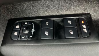 Volvo XC40 Recharge Twin 78kWh Plus AWD (408 ps) - DRIVER ASSIST - CLIMATE 