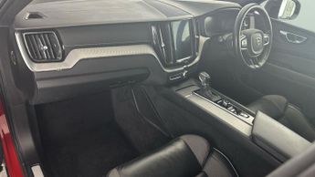 Volvo XC60 2.0 T5 R-Design Pro AWD (250 ps) - INTELLISAFE SURROUND - CONVEN