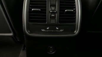 Porsche Macan 3.6T V6 Turbo Performance PDK 4WD (440 ps) - HEATED SEATS - BOSE