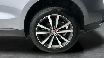 Jaguar F-PACE 2.0 D200 MHEV SE AWD (204 ps) - BLIND SPOT ASSIST - LANE DEPARTU