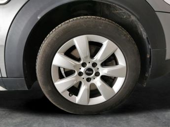 Mini Countryman 1.5 10kWh Cooper SE Classic Plug-in ALL4 (222 ps) - LED - NAV