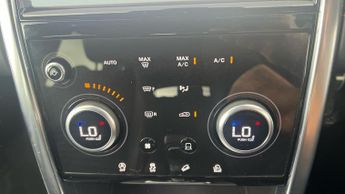 Land Rover Discovery Sport 2.0 P250 MHEV R-Dynamic HSE 4WD (249 ps) - CLIMATE CONTROL - PAN