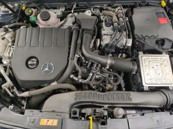 Mercedes-Benz CLA 1.3 CLA250e 15.6kWh AMG Line (Premium Plus) Shooting Brake Plug-