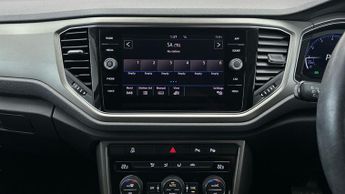 Volkswagen T-Roc 1.5 TSI GPF EVO Design DSG (150 ps) - PRIVACY GLASS