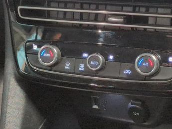 Vauxhall Mokka Electric 50kWh Elite Nav Premium (136 ps) - REVERSE CAM - HEATED SEATS - 