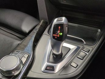 BMW 3 Series 2.0 330e 7.6kWh M Sport Plug-in (252 ps) - HUD - ADAPT CRUISE