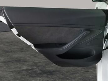 Tesla Model 3 Standard Range Plus RWD (241 bhp) - PARK ASSIST - LED - REVERSE 