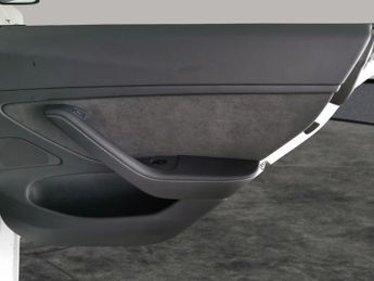 Tesla Model 3 Standard Range Plus RWD (241 bhp) - PARK ASSIST - LED - REVERSE 