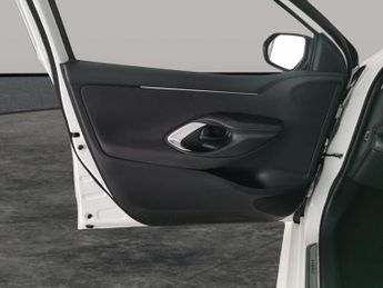 Toyota Yaris 1.5 VVT-h Design E-CVT (116 ps) - BLUETOOTH - DRIVING MODES