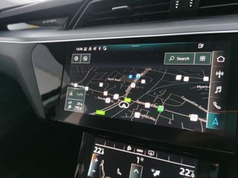 Audi e-tron 50 Technik quattro 71.2kWh (313 ps) - KEYLESS ENTRY - LED - REVE
