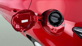 Toyota Corolla 1.8 VVT-h Icon Tech CVT (122 ps) - HEATED SEATS - LANE DEPARTURE