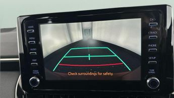 Toyota Corolla 1.8 VVT-h Icon Tech CVT (122 ps) - HEATED SEATS - LANE DEPARTURE