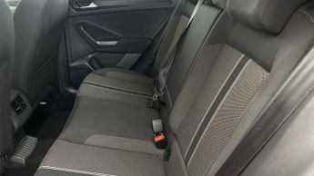 Volkswagen T-Roc 1.5 TSI GPF EVO Design DSG (150 ps) - PRIVACY GLASS