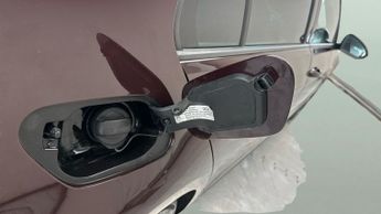 Volkswagen Golf 2.0 TSI BlueMotion Tech GTI DSG (230 ps) - PADDLE SHIFT - CLIMAT