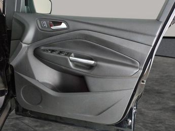 Ford Kuga 2.0 TDCi Titanium X Powershift AWD (180 ps) - FORD SYNC3 - KEYFR