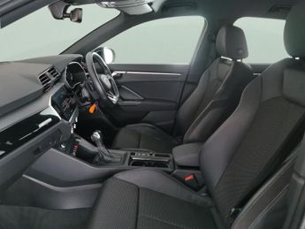 Audi Q3 1.5 TFSI CoD 35 Black Edition S Tronic (150 ps) - BLUETOOTH - CR