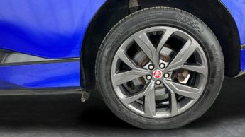 Jaguar I-PACE 400 90kWh HSE 4WD (400 ps) - MERIDIAN AUDIO - HEATED STEERING