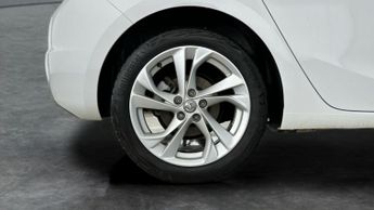 Vauxhall Astra 1.5 Turbo D SRi Nav (122 ps) - BLUETOOTH - CRUISE - AIR CON