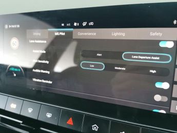 MG Mg4 51kWh SE (170 ps) - LANE DEPARTURE  - BLUETOOTH - DRIVING MODES