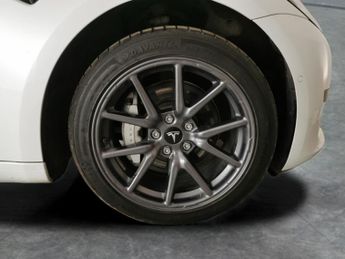 Tesla Model 3 Standard Range Plus RWD (241 bhp) - PARK ASSIST - LED - REVERSE 