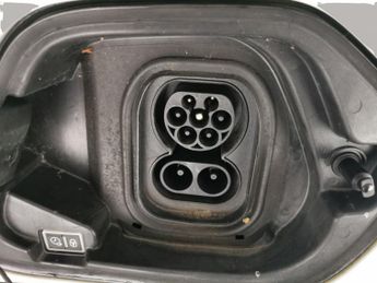 Peugeot E-208 50kWh GT Premium (136 ps) - REVERSE CAM - ALCANTARA - NAV