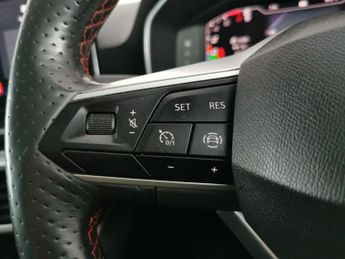 Seat Leon 1.4 eHybrid 12.8kWh FR Plug-in DSG (204 ps) - NAV - BLUETOOTH - 