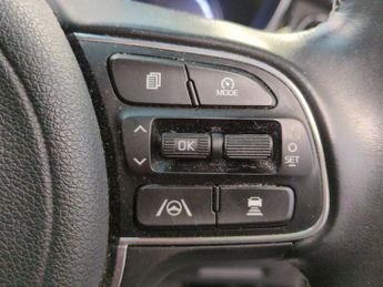 Kia Niro 64kWh 3 (201 bhp) - HEATED STEERING - LANE DEPARTURE  - BLUETOOT