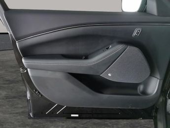 Ford Mustang Mach-e Extended Range 91kWh Automatic (294 ps) - CARPLAY - KEYLESS ENTR