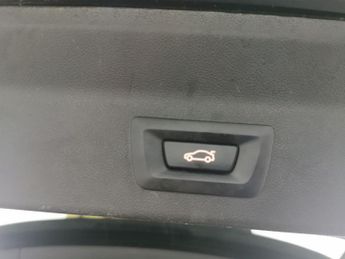 BMW iX3 80kWh Premier Edition (286 ps) - PARK ASSIST - REVERSE CAM - LEA