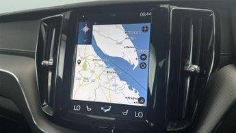 Volvo XC60 2.0 T5 R-Design Pro AWD (250 ps) - INTELLISAFE SURROUND - CONVEN