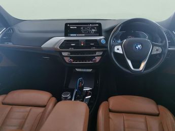 BMW iX3 80kWh Premier Edition (286 ps) - PARK ASSIST - REVERSE CAM - LEA