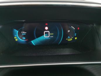 Peugeot E-208 50kWh GT Premium (136 ps) - REVERSE CAM - ALCANTARA - NAV