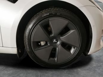 Tesla Model 3 (Dual Motor) Long Range 4WDE (346 ps) - ADAPT CRUISE - ACTIVE LA