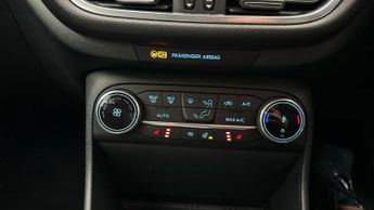 Ford Fiesta 1.0T EcoBoost MHEV Active Vignale DCT (125 ps) - FORD SYNC3