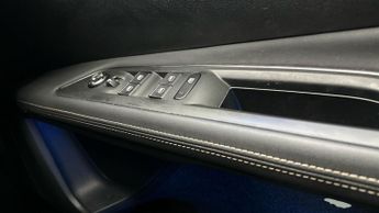 Peugeot 3008 1.2 PureTech GT Premium EAT (130 ps) - LED - NAV - BLIND SPOT AS