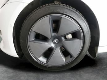 Tesla Model 3 (Dual Motor) Long Range 4WDE (346 ps) - ADAPT CRUISE - ACTIVE LA