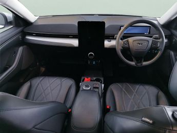 Ford Mustang Mach-e Standard Range 70kWh Automatic (269 ps) - REVERSE CAM - NAV