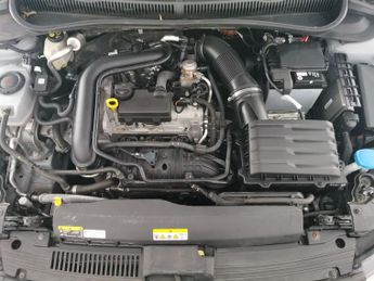 Volkswagen Polo 1.0 TSI R-Line DSG (95 ps) - ALCANTARA - LIGHT AND SIGHT PACK - 