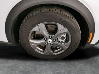 Ford Mustang Mach-e Standard Range 70kWh Automatic (269 ps) - REVERSE CAM - NAV