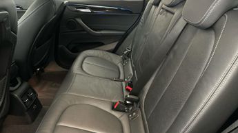 BMW X1 1.5 25e 10kWh xLine Plug-in xDrive (220 ps) - SUN PROTECTION GLA