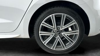 Audi A1 1.0 TFSI 25 S line Sportback S Tronic (95 ps) - CRUISE - DAB - U