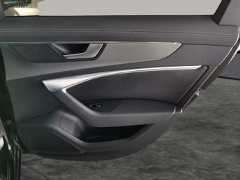 Audi A6 Saloon 2.0 TFSI 45 S line S Tronic quattro (265 ps) - HEATED SEATS