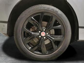 Jaguar I-PACE 400 90kWh HSE 4WD (400 ps) - CARPLAY - KEYLESS ENTRY - LED