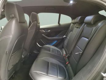 Jaguar I-PACE 400 90kWh HSE 4WD (400 ps) - CARPLAY - KEYLESS ENTRY - LED