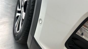 Volkswagen T-Roc 1.5 TSI EVO Active DSG (150 ps) - ADAPT CRUISE - NAV - CARPLAY