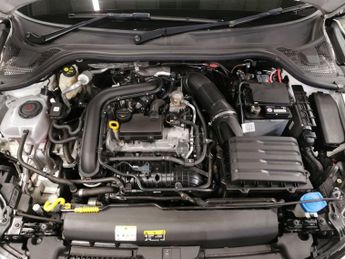 Audi A1 1.0 TFSI 25 S line Sportback S Tronic (95 ps) - SPORTS SEATS - B